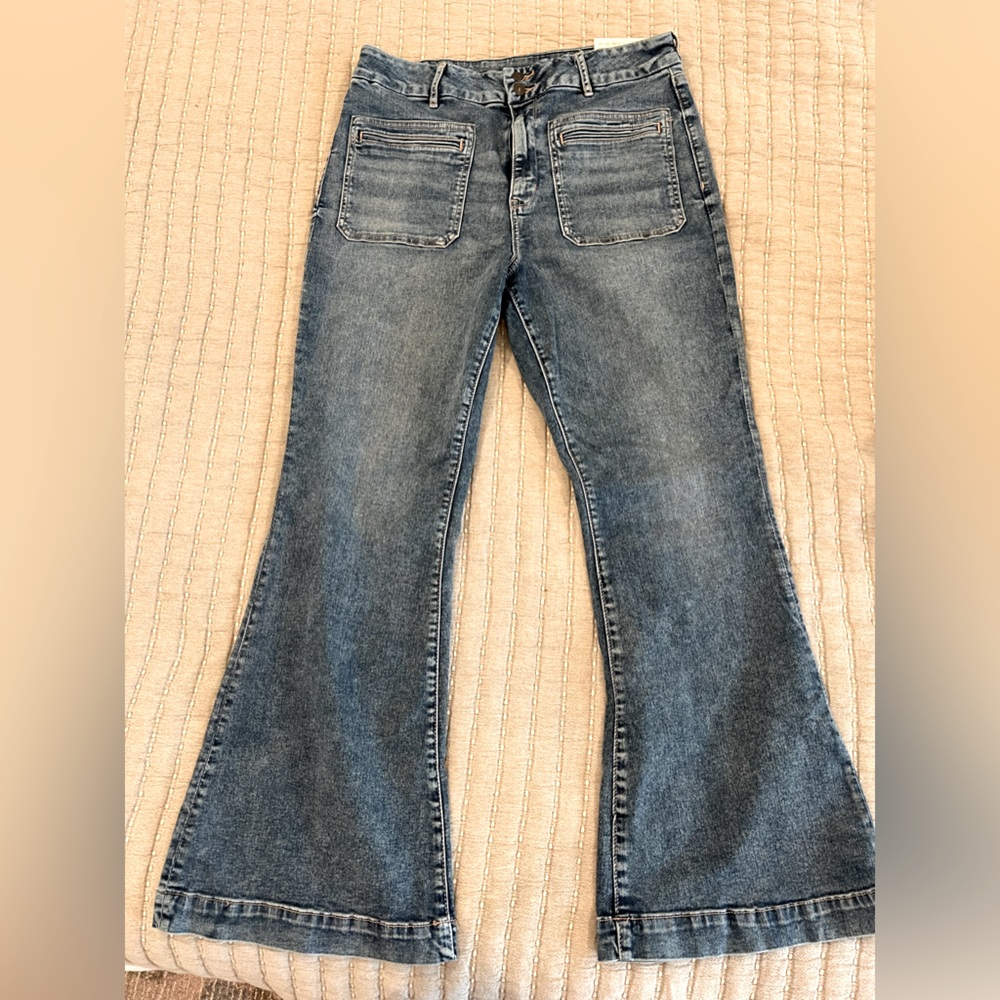 AE Curvy high rise super flare